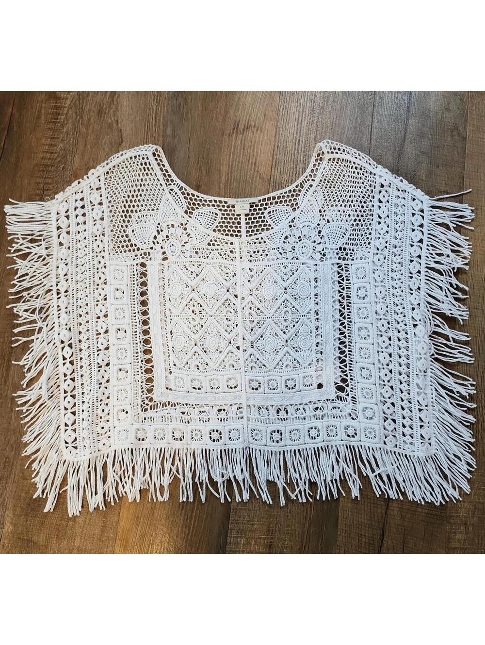Ariat Tallulah Poncho Open Crochet Knit Size Small/Medium White Bohemian Western